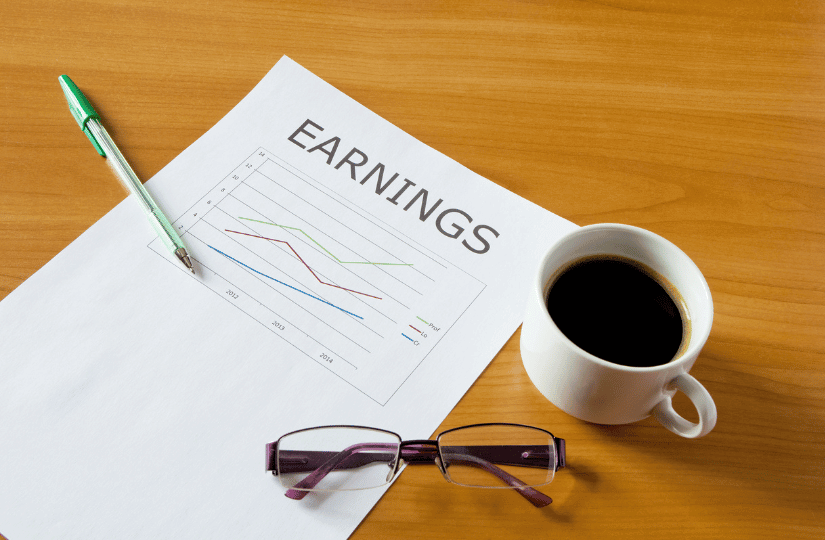 Tracking online income progress with graphs